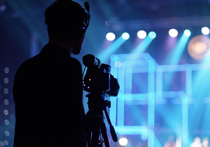 KT - Photo of a cameraman 