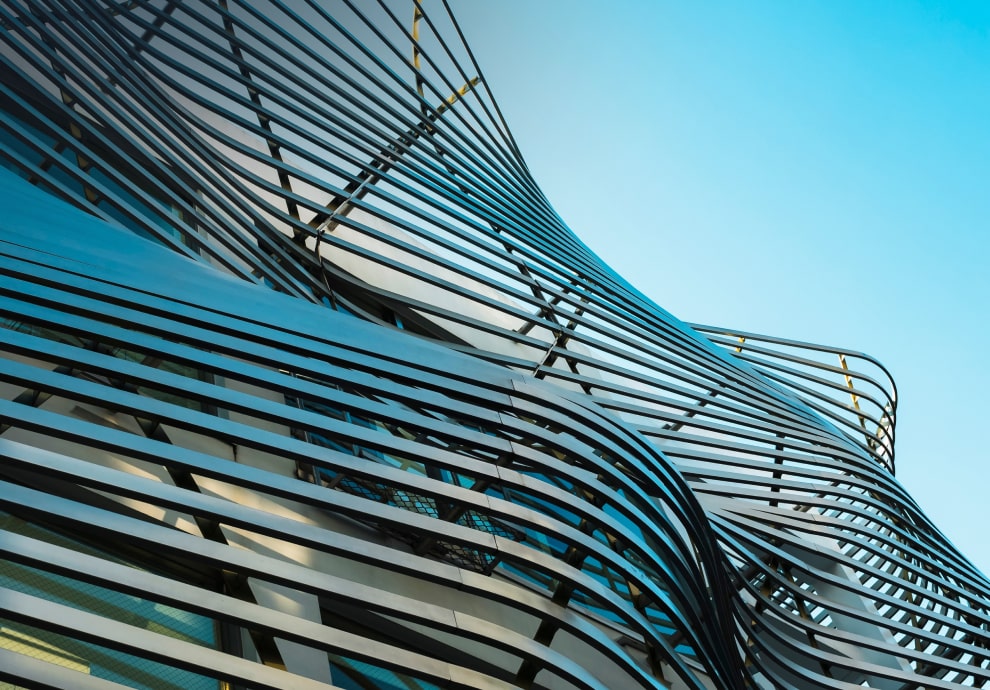 KT-Photo of a Wavy building
