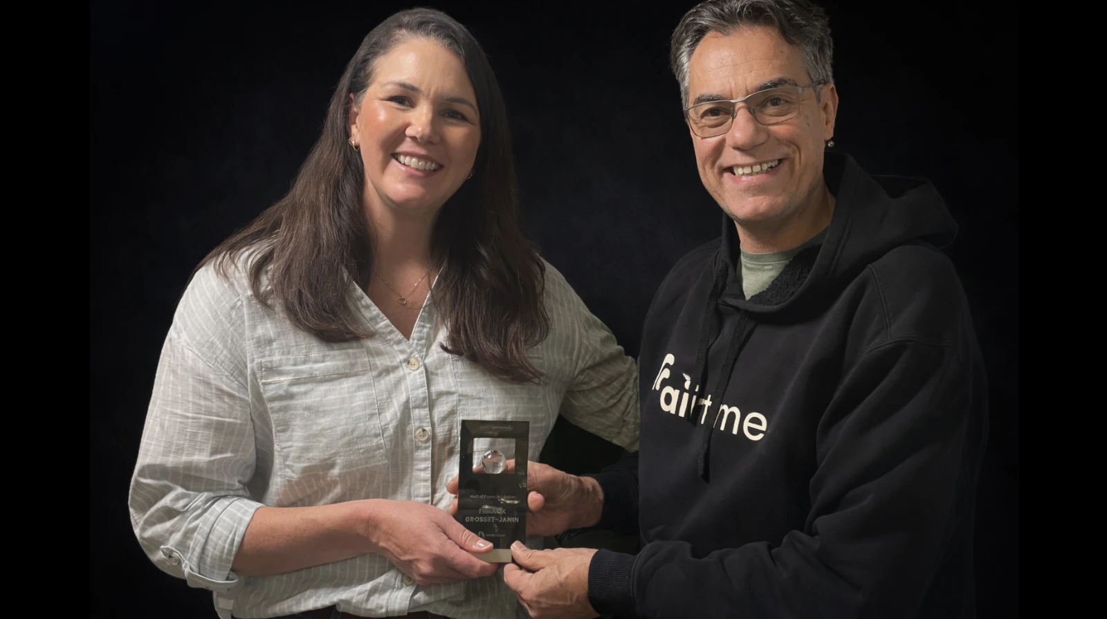 Franck Grosset, Head of PCO and Innovation Hub at Kuoni Tumlare Congress, receiving the 2025 EventsAir Innovation Award