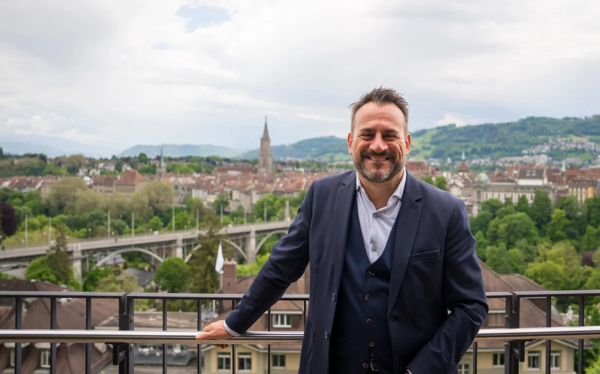 Mischa Niederl of the Bern Convention Bureau above Bern